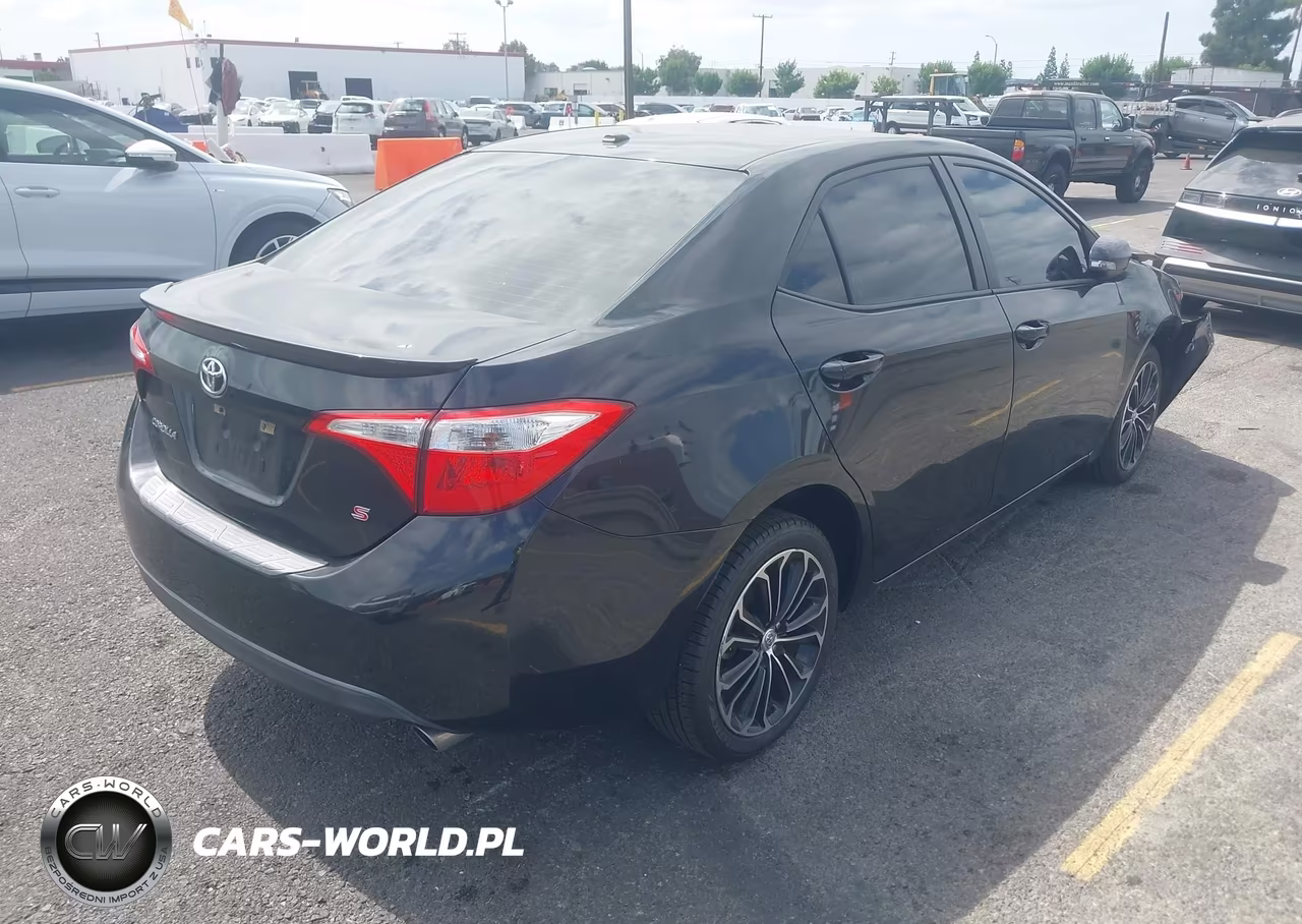 2015 Toyota Corolla S Premium VIN:5YFBURHE2FP326611 - 4