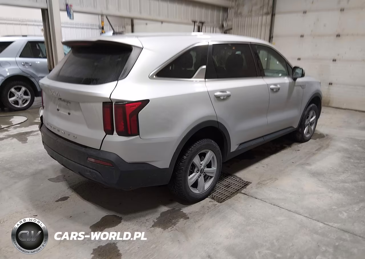 2022 Kia Sorento Lx VIN:5XYRGDLC5NG116523 - 4