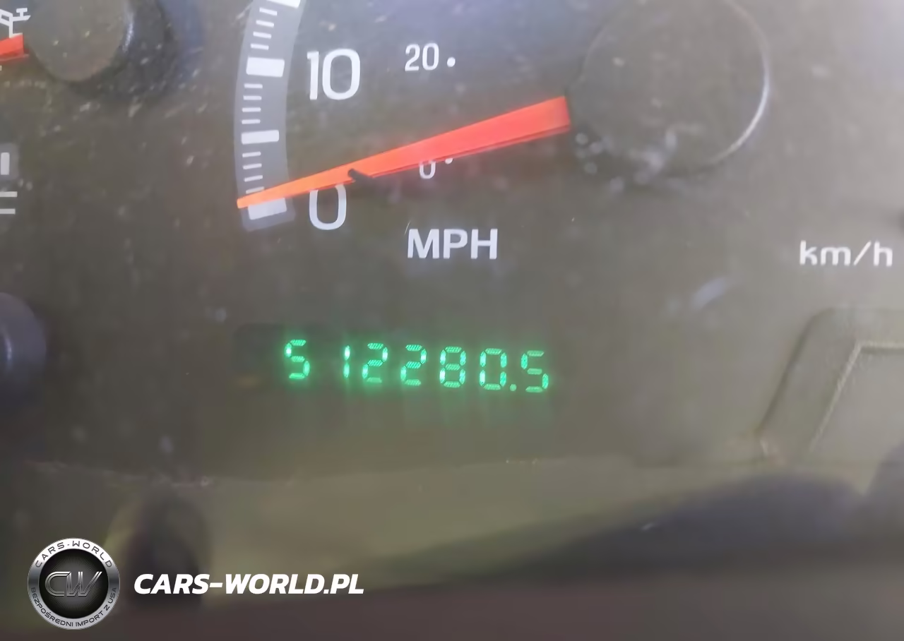 2002 Ford Expedition Eddie Bauer VIN:1FMFU18L12LA87505 - 15