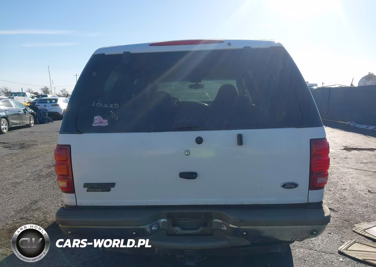 2002 Ford Expedition Eddie Bauer VIN:1FMFU18L12LA87505 - 16