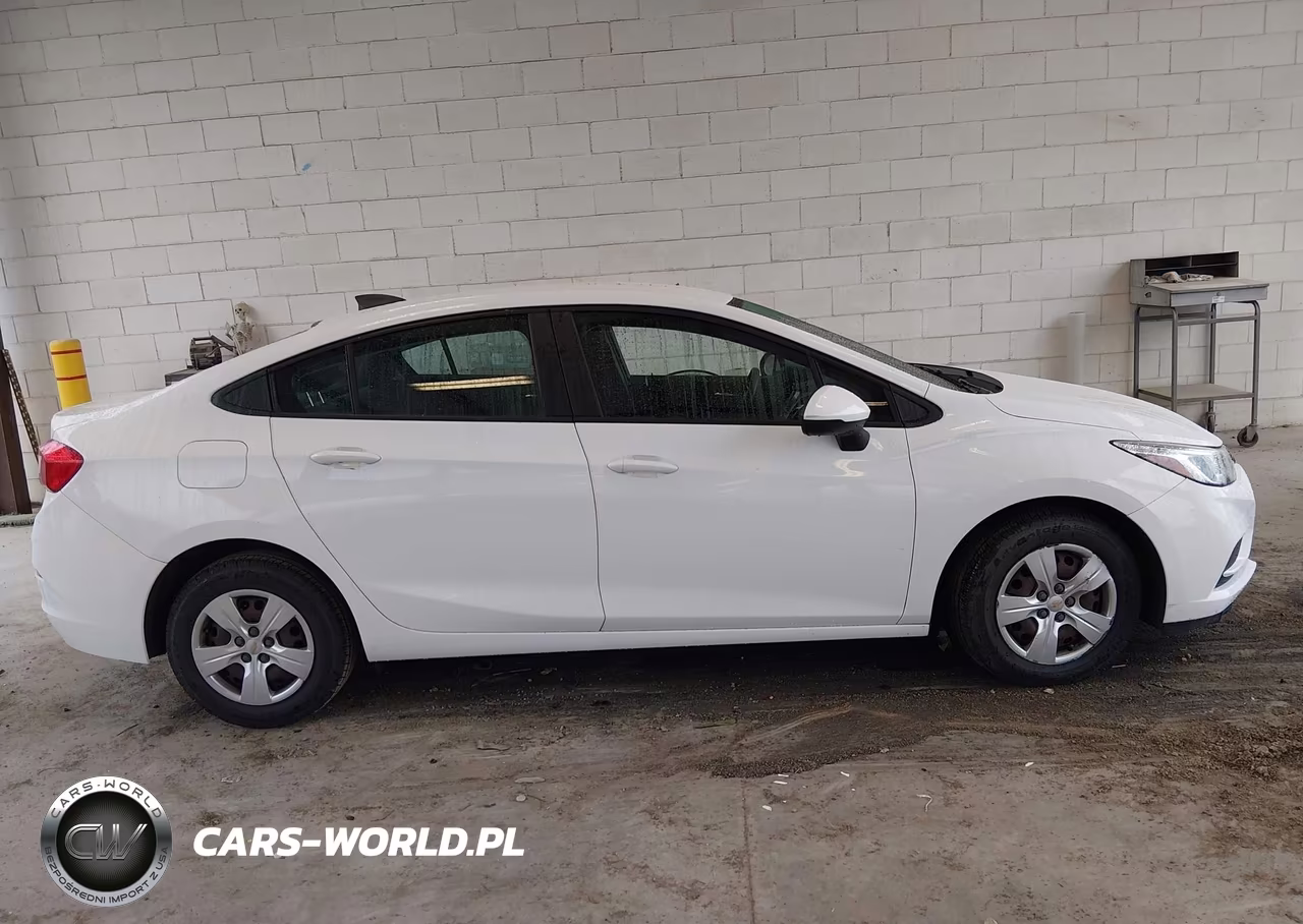 2017 Chevrolet Cruze Ls Auto VIN:1G1BC5SM9H7175145 - 13