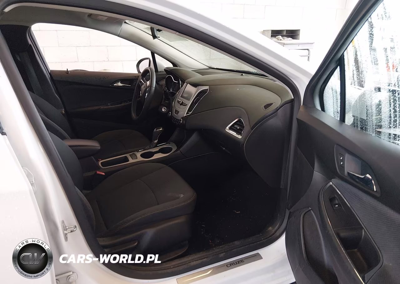 2017 Chevrolet Cruze Ls Auto VIN:1G1BC5SM9H7175145 - 5