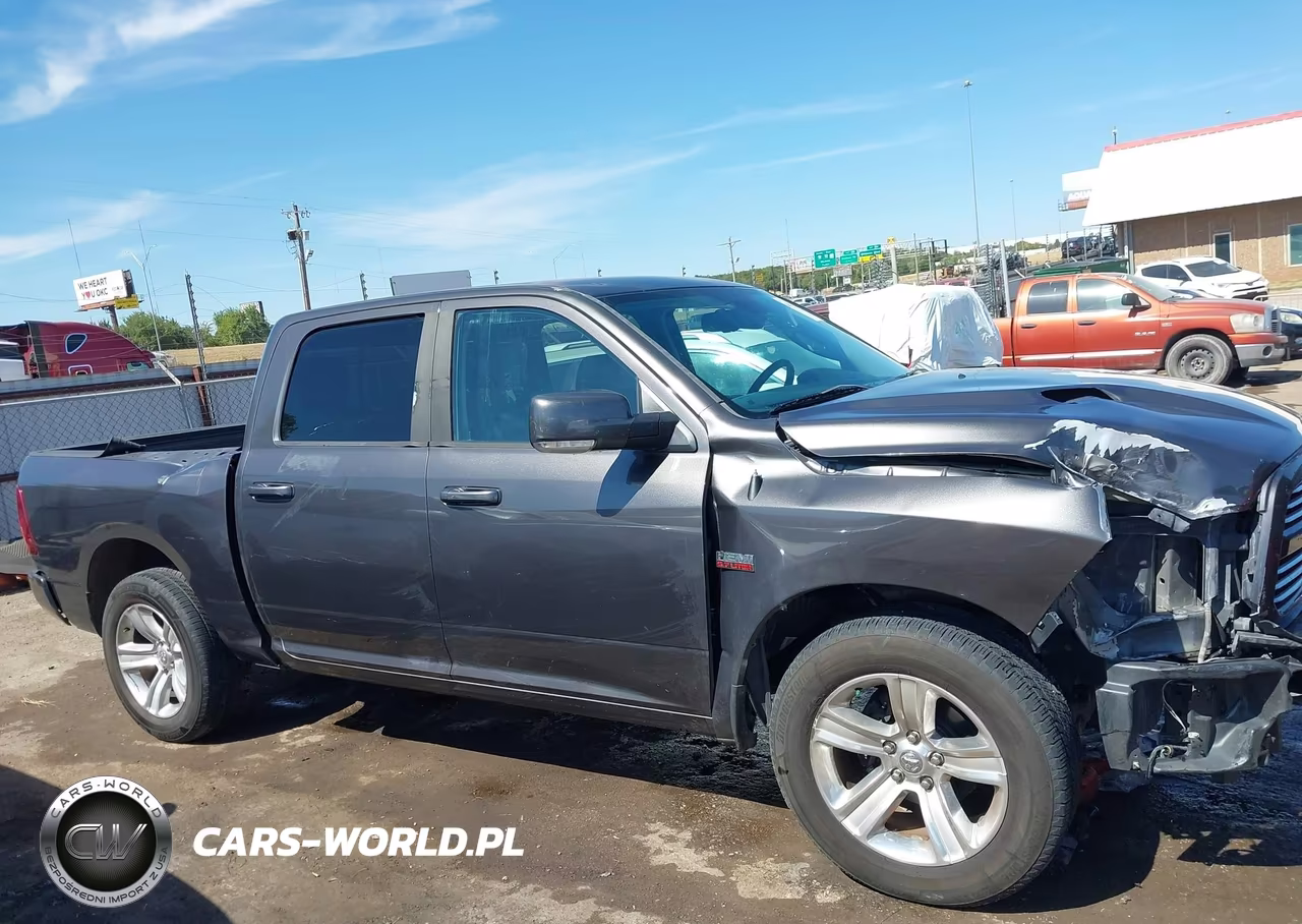 2014 Ram 1500 Sport VIN:1C6RR6MT5ES229863 - 13