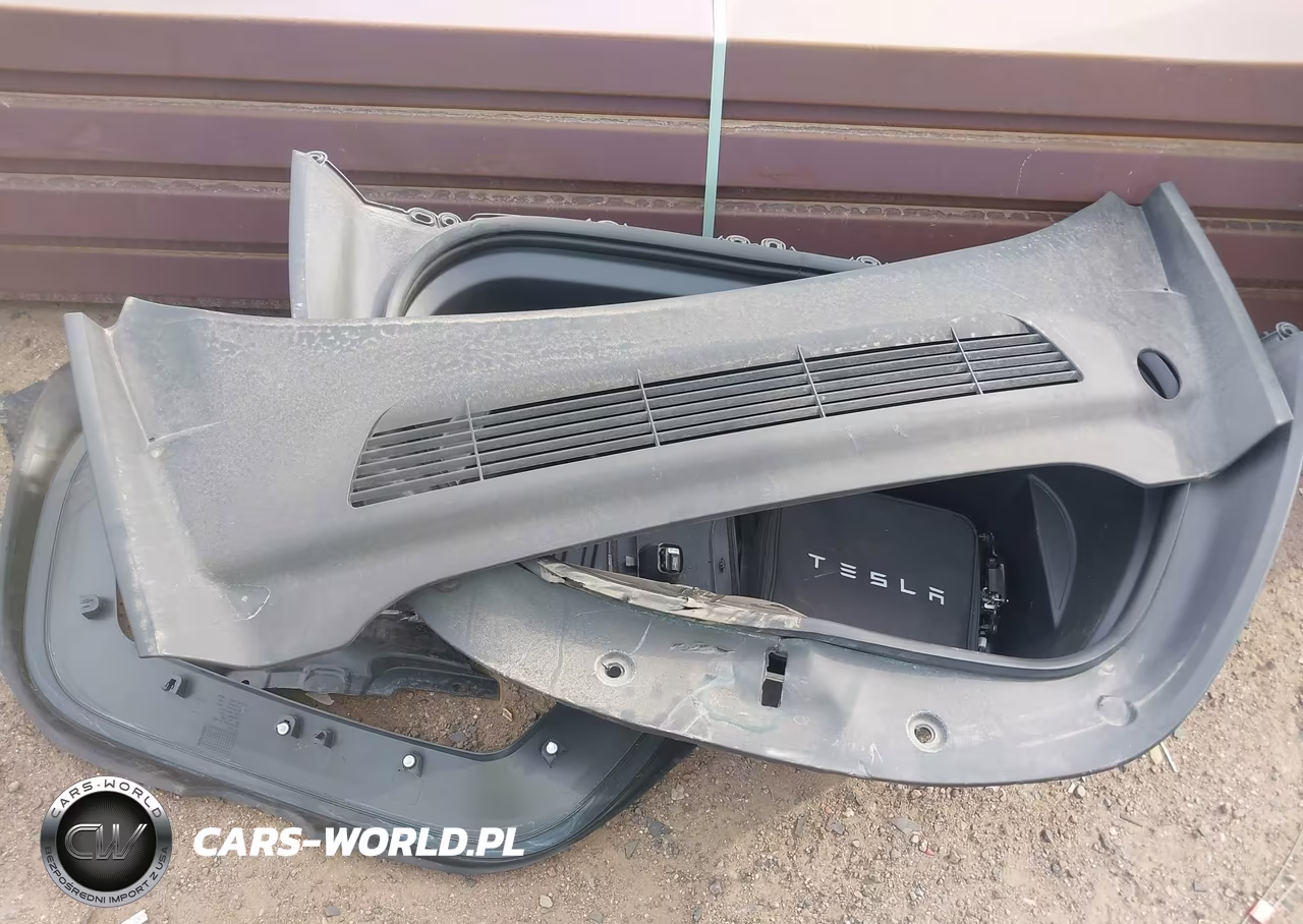 2025 Tesla Model Y Performance Dual Motor All-Wheel Drive VIN:7SAYGDEF1SA348431 - 11