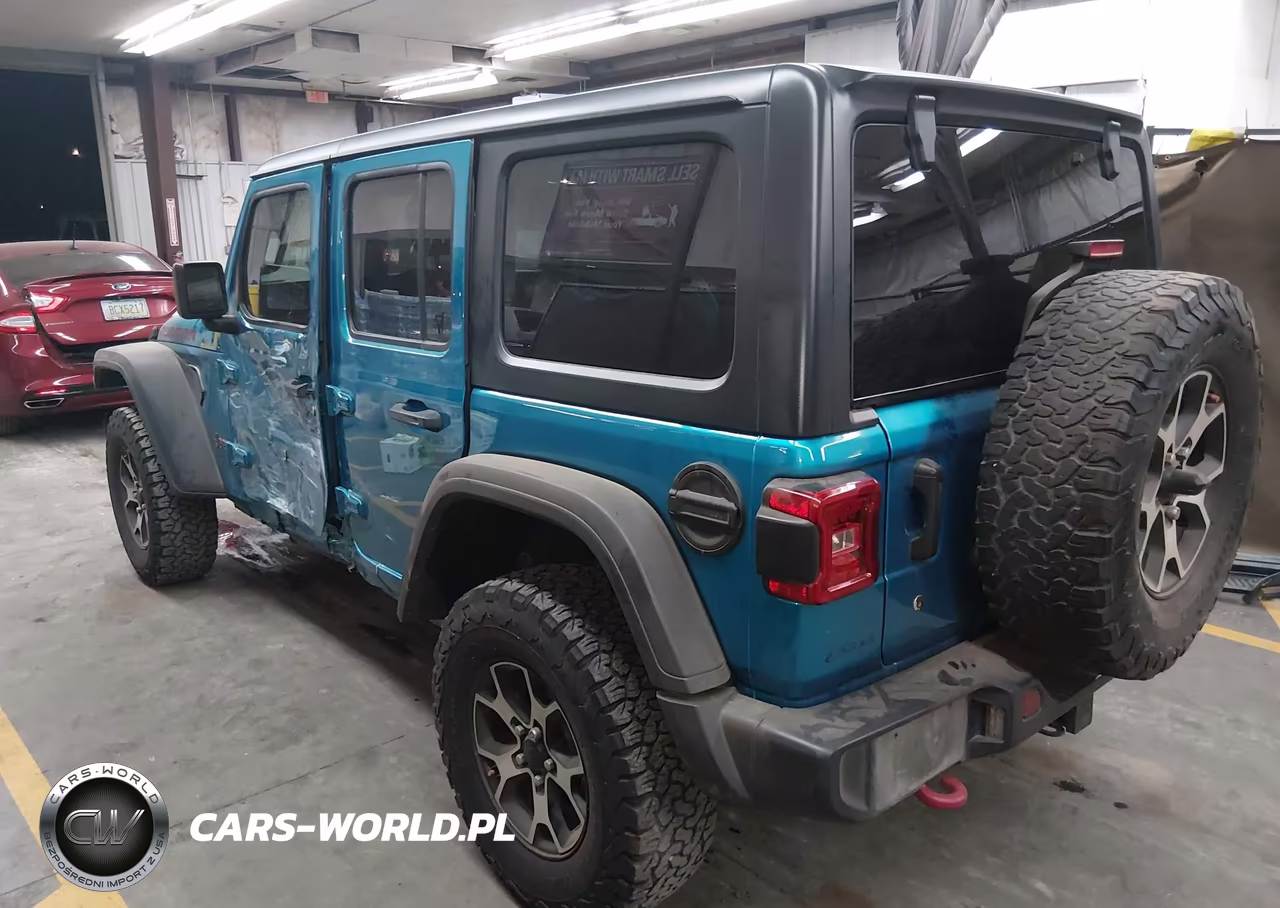 2019 Jeep Wrangler Unlimited Rubicon 4X4 VIN:1C4HJXFG1KW676728 - 3