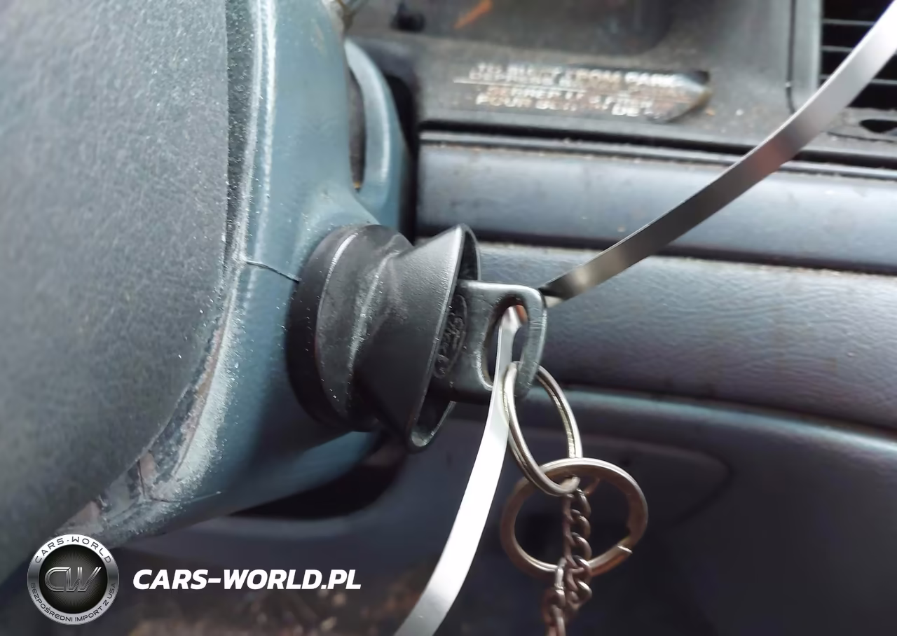 1997 Ford Crown Victoria Police Interceptor VIN:2FALP71W1VX192824 - 11