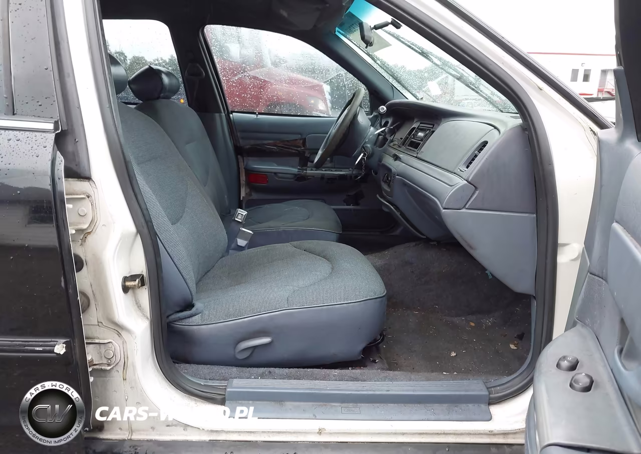 1997 Ford Crown Victoria Police Interceptor VIN:2FALP71W1VX192824 - 5