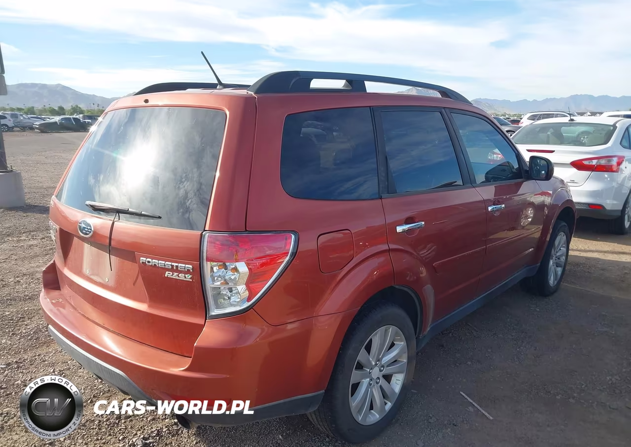 2011 Subaru Forester 2.5X Limited VIN:JF2SHAEC0BH749753 - 4