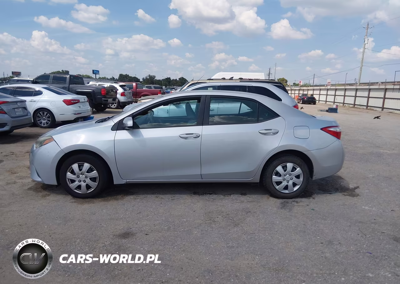 2016 Toyota Corolla L VIN:5YFBURHE6GP483981 - 14