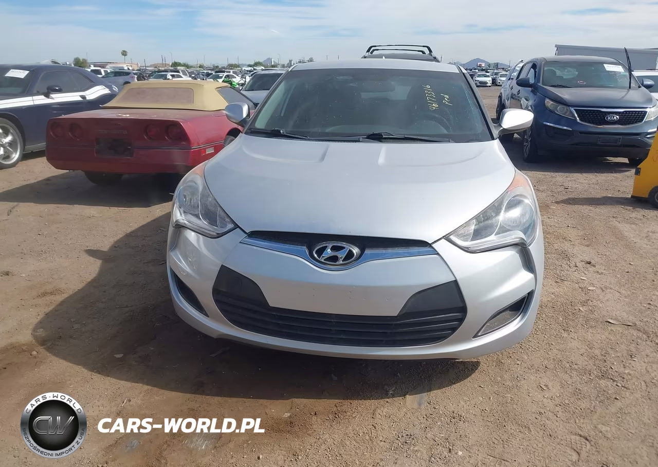 2016 Hyundai Veloster VIN:KMHTC6AD3GU286093 - 6