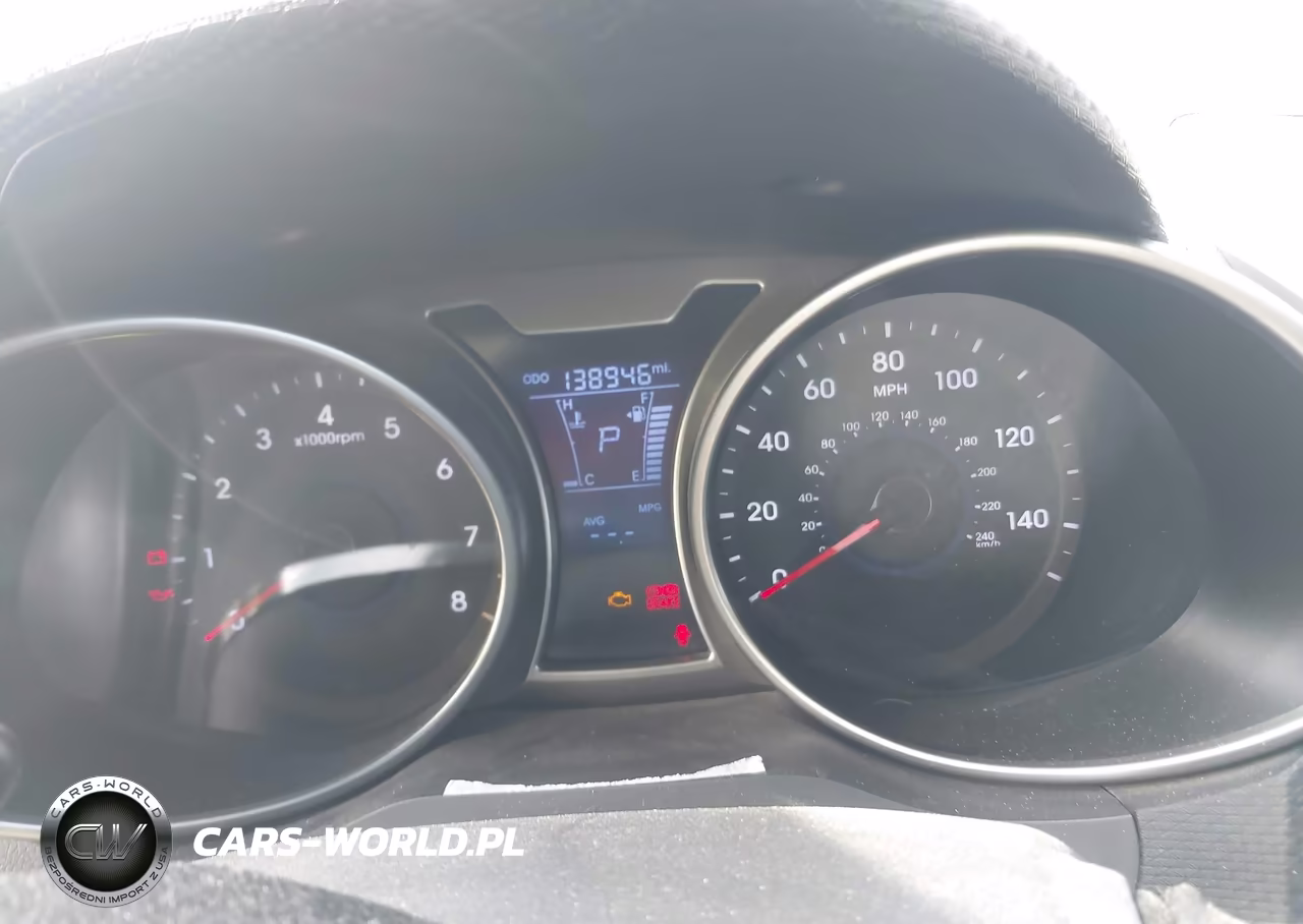2016 Hyundai Veloster VIN:KMHTC6AD3GU286093 - 7
