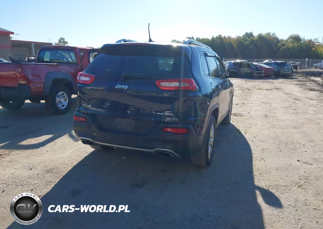 2015 Jeep Cherokee Limited VIN:1C4PJMDS0FW650290 - 4