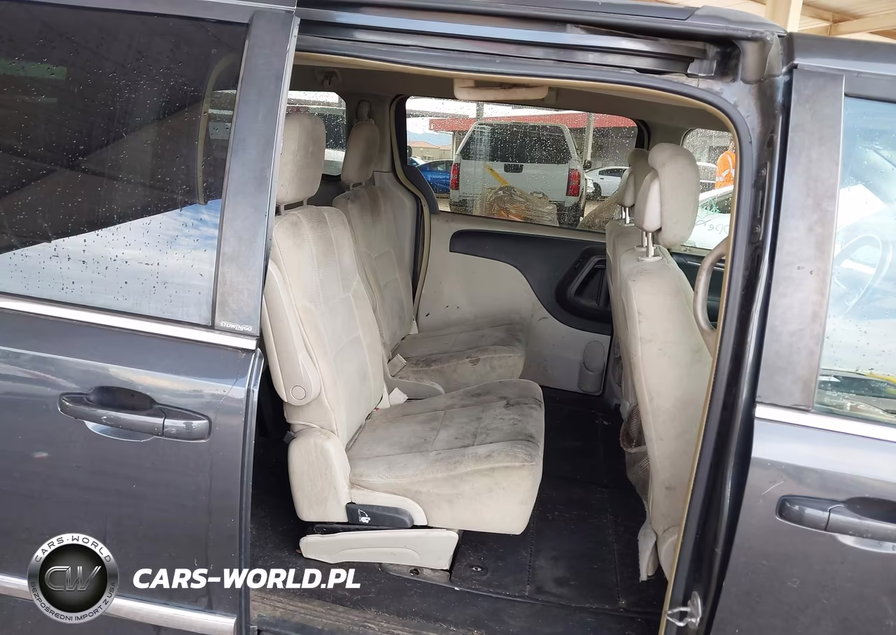 2011 Chrysler Town & Country Touring VIN:2A4RR5DG6BR687280 - 8