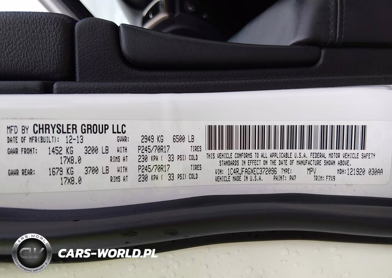 2014 Jeep Grand Cherokee Laredo VIN:1C4RJFAGXEC372096 - 9