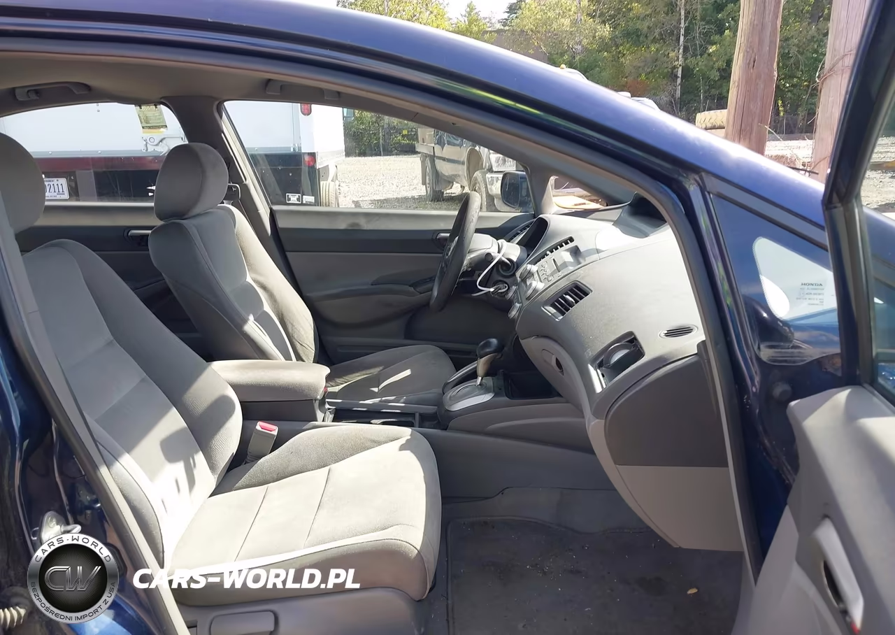 2008 Honda Civic Lx VIN:2HGFA16568H529428 - 5