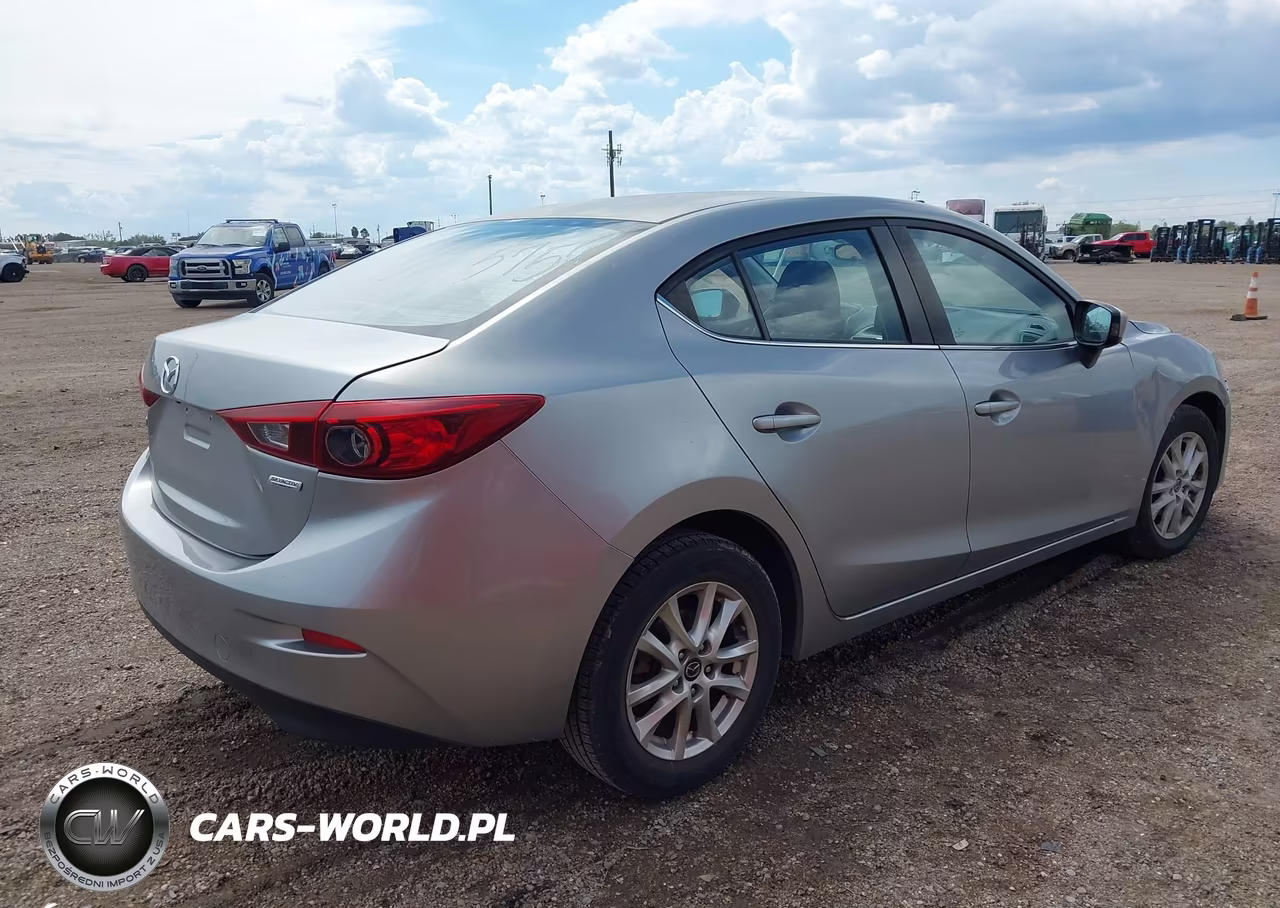 2016 Mazda Mazda3 I Sport VIN:JM1BM1U7XG1285756 - 4