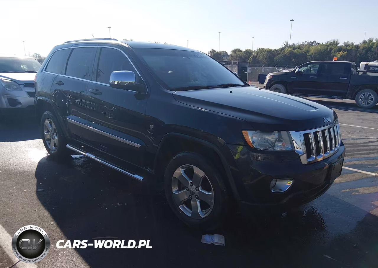 2012 Jeep Grand Cherokee Laredo VIN:1C4RJFATXCC246962 - 1