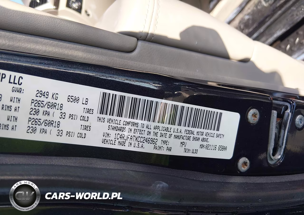 2012 Jeep Grand Cherokee Laredo VIN:1C4RJFATXCC246962 - 9