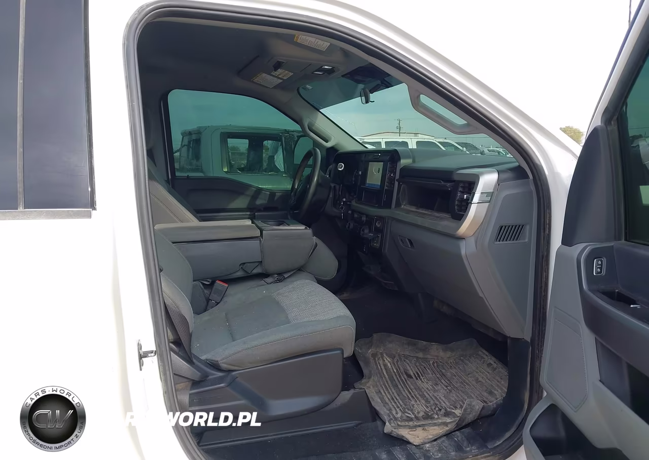 2025 Ford F-350 Chassis Xlt VIN:1FD8W3HN1SEC09087 - 5