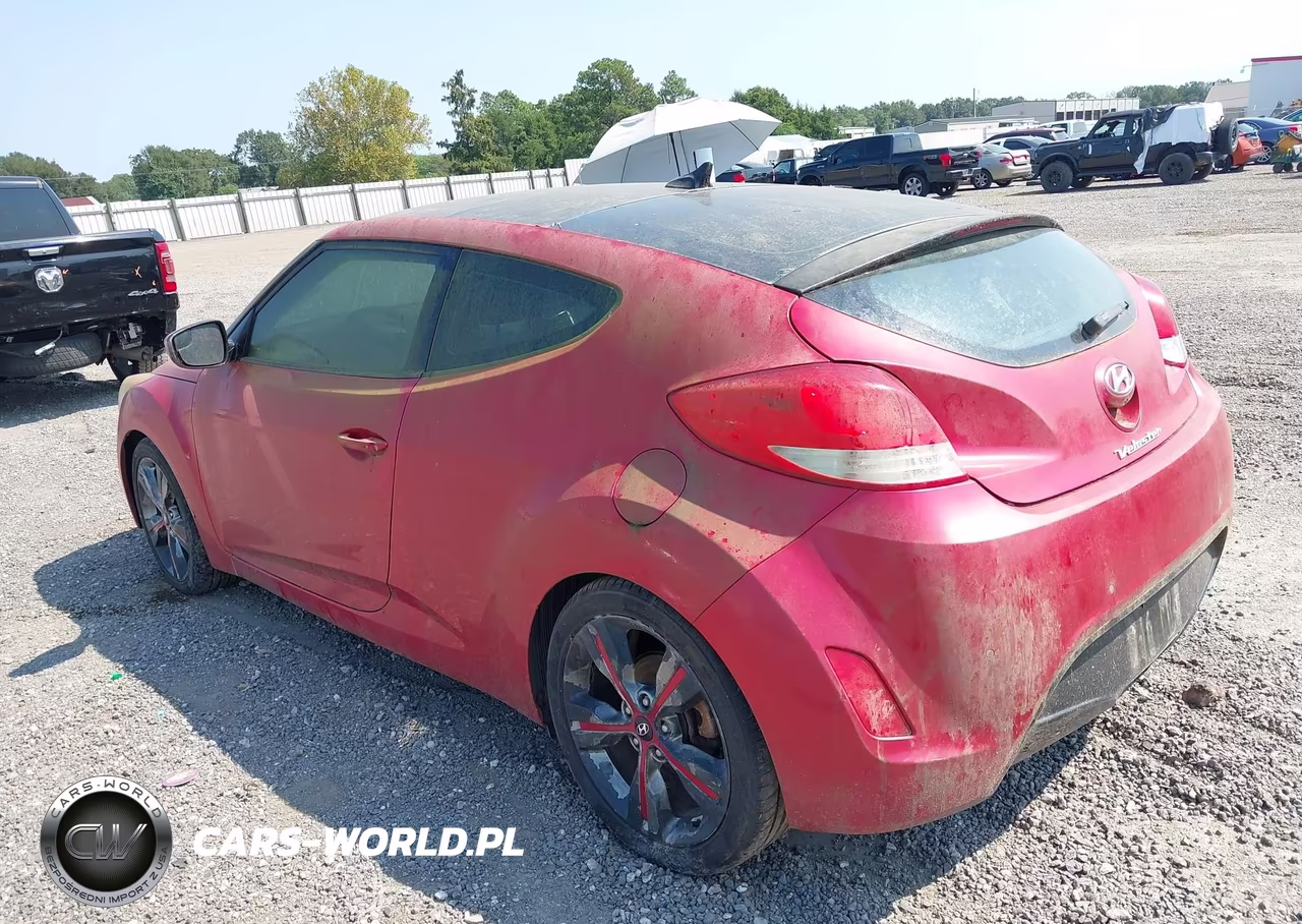2016 Hyundai Veloster VIN:KMHTC6AD2GU279068 - 3