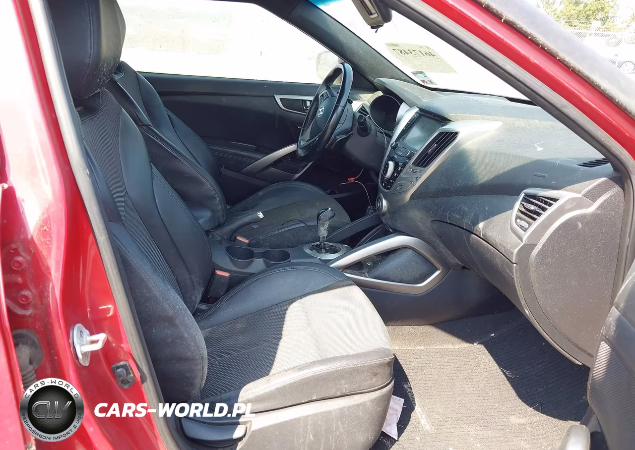 2016 Hyundai Veloster VIN:KMHTC6AD2GU279068 - 5