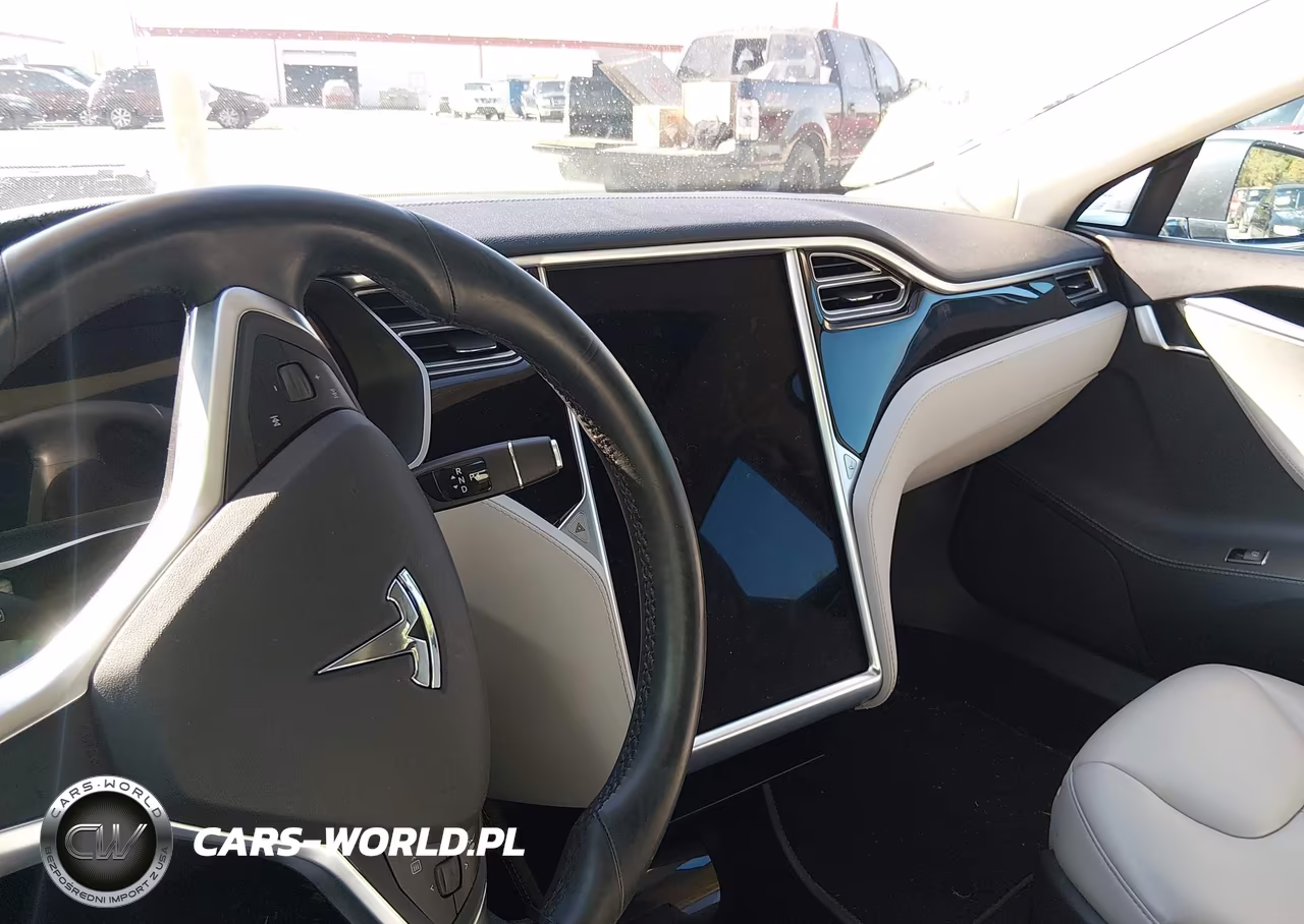 2015 Tesla Model S 60-70-85 VIN:5YJSA1H11FF083473 - 16