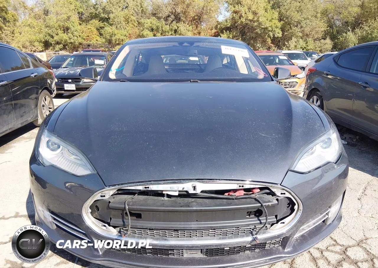 2015 Tesla Model S 60-70-85 VIN:5YJSA1H11FF083473 - 6