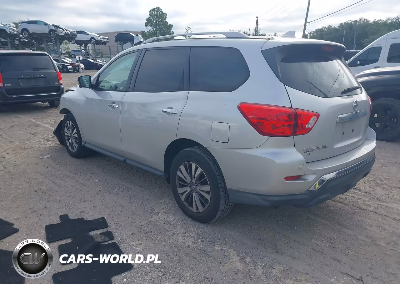 2019 Nissan Pathfinder Sl VIN:5N1DR2MN9KC643758 - 3