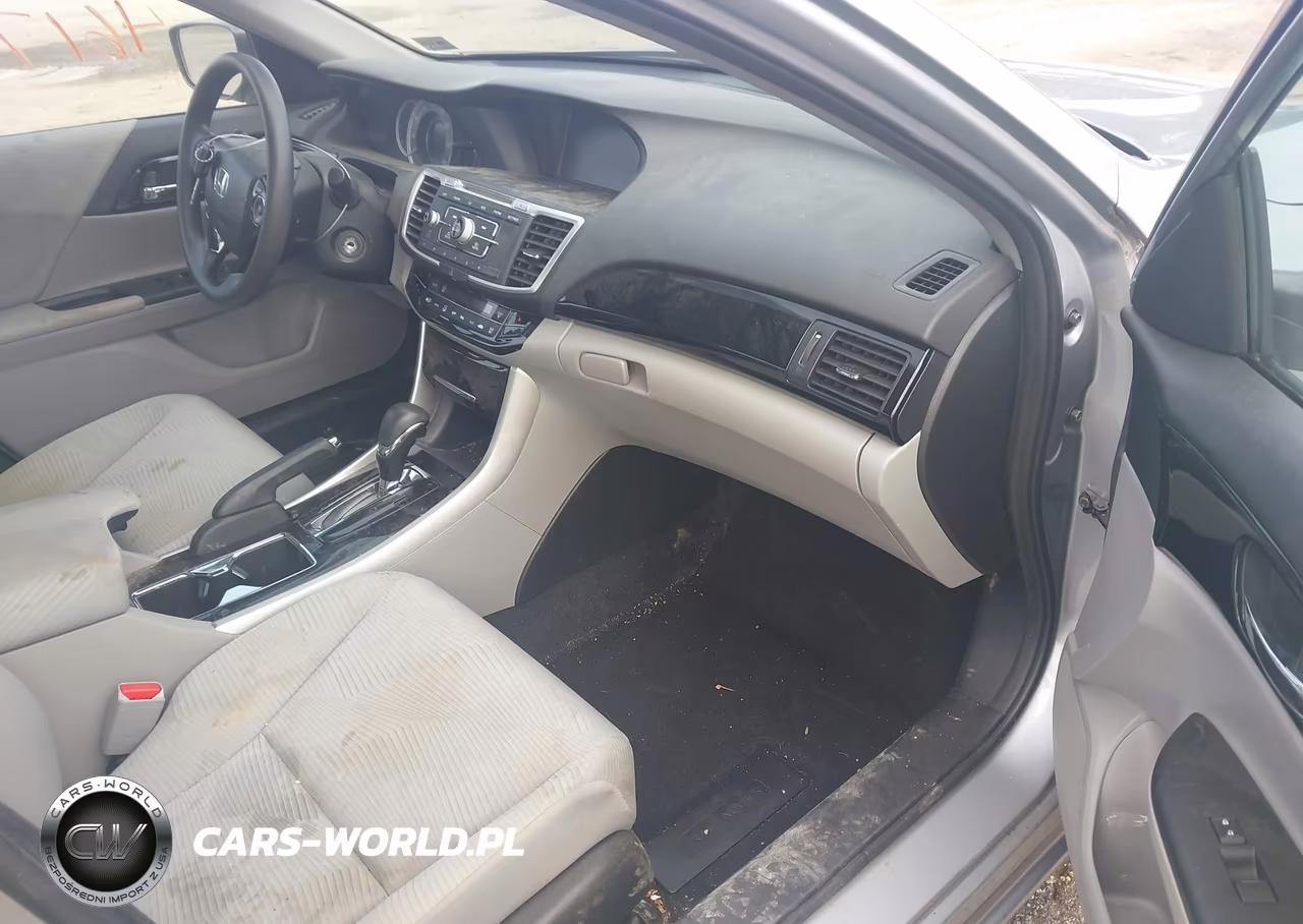 2017 Honda Accord Lx VIN:1HGCR2F35HA076692 - 5