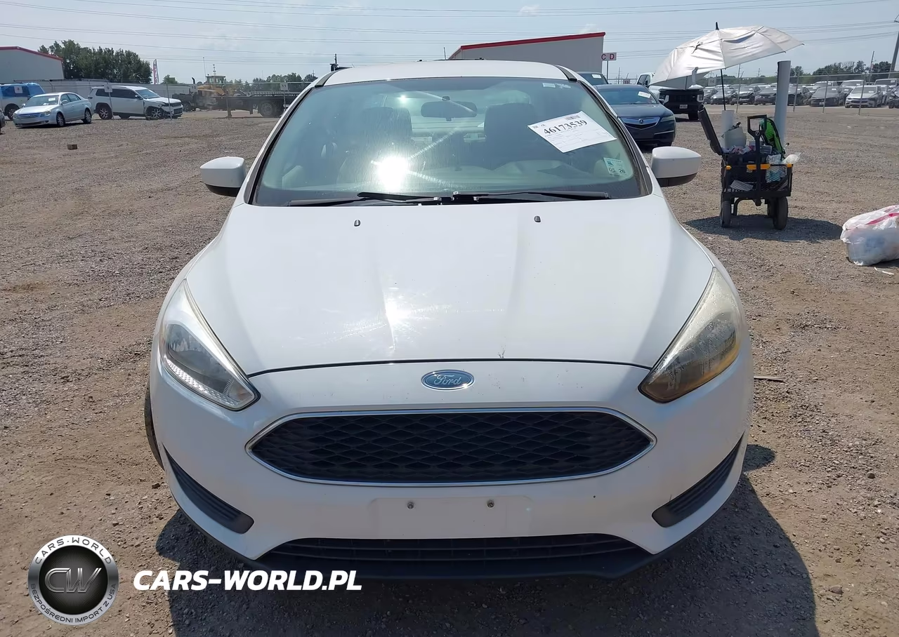 2018 Ford Focus Se VIN:1FADP3F23JL209021 - 6