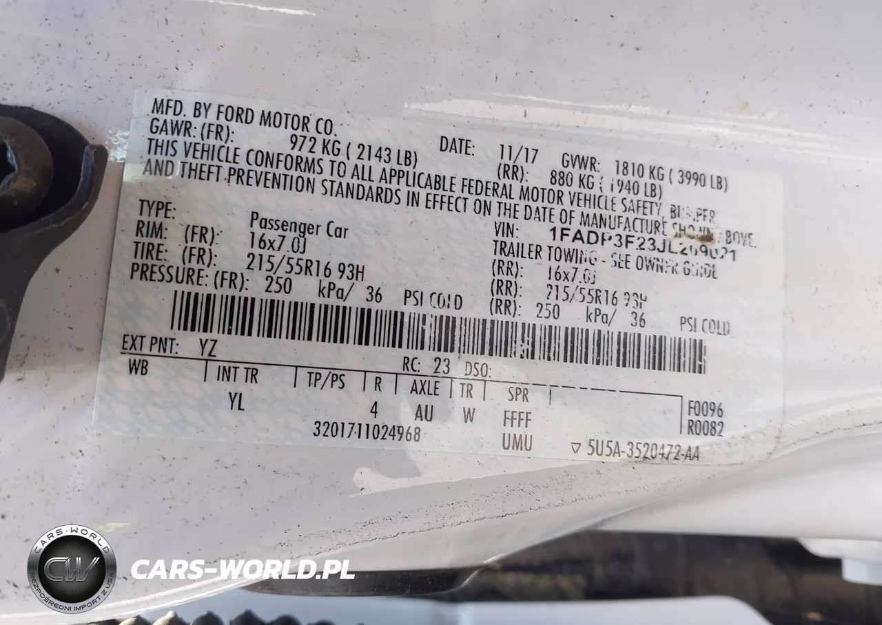 2018 Ford Focus Se VIN:1FADP3F23JL209021 - 9