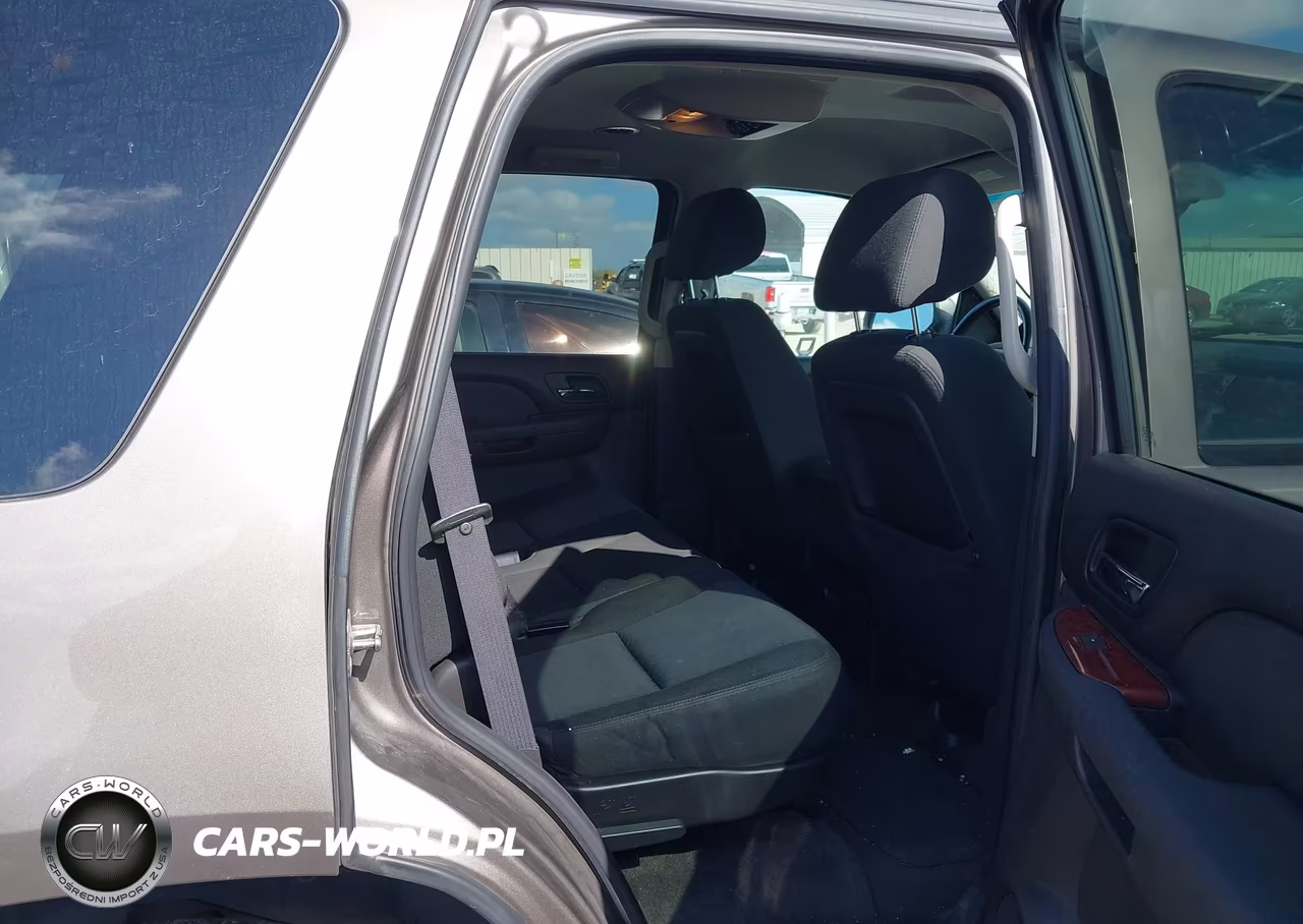 2012 Chevrolet Tahoe Ls VIN:1GNSCAE03CR231772 - 8
