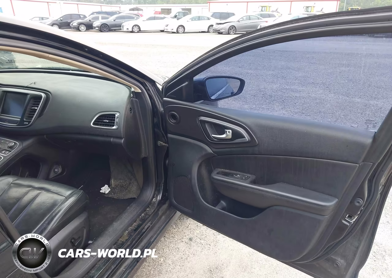 2017 Chrysler 200 Limited Platinum VIN:1C3CCCAB7HN508412 - 5