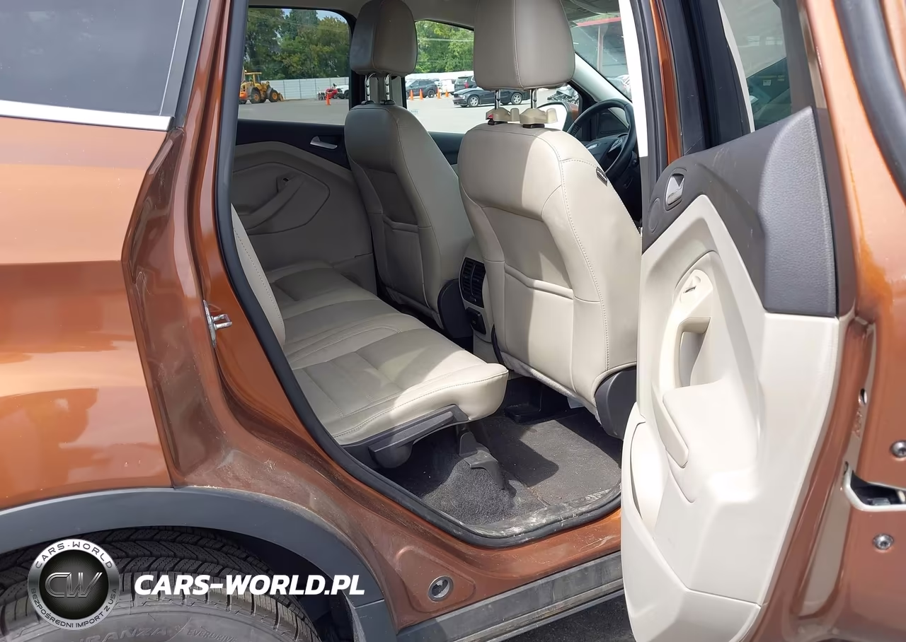 2017 Ford Escape Titanium VIN:1FMCU0JD5HUB78747 - 8