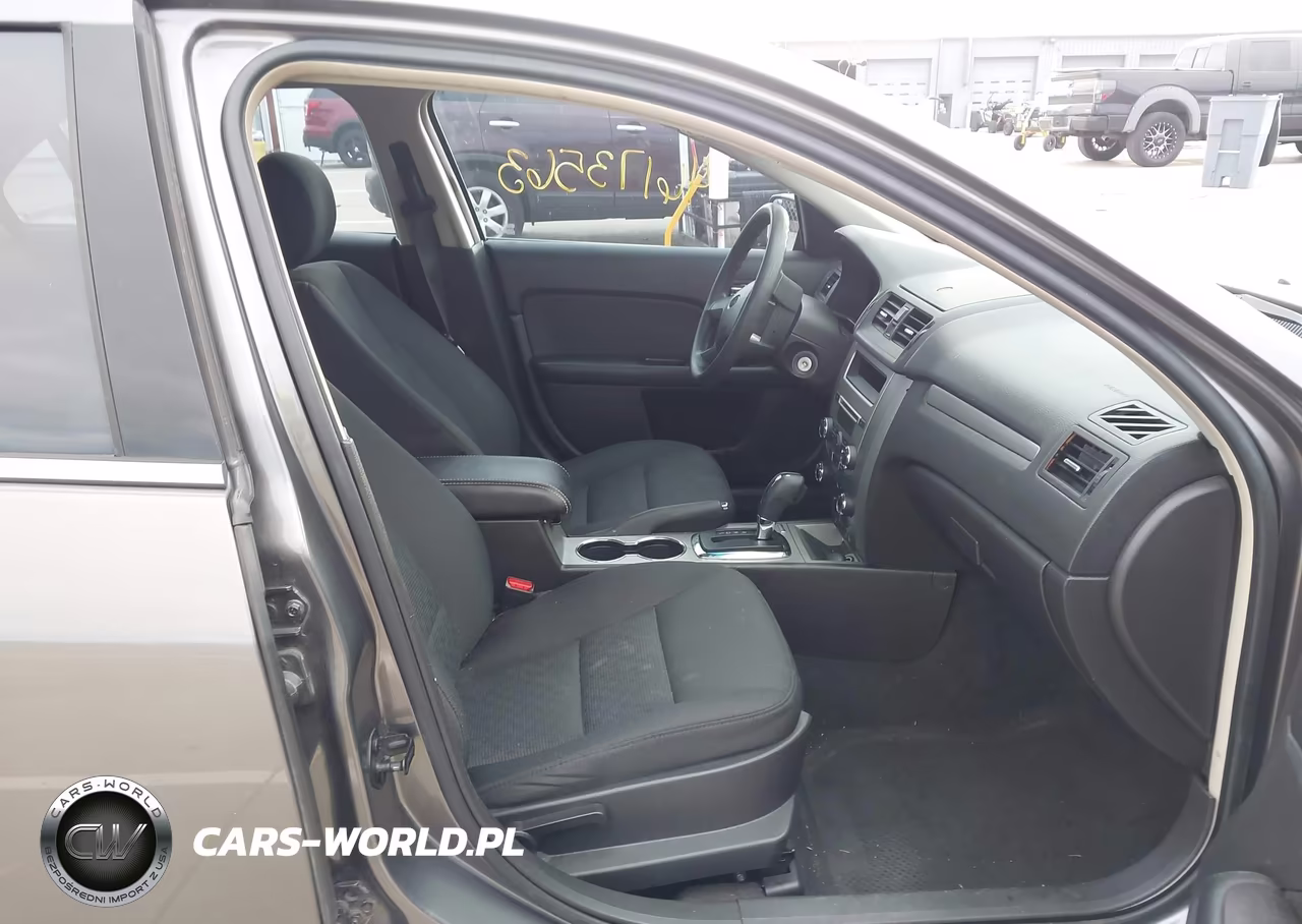 2012 Ford Fusion Se VIN:3FAHP0HA2CR152156 - 5