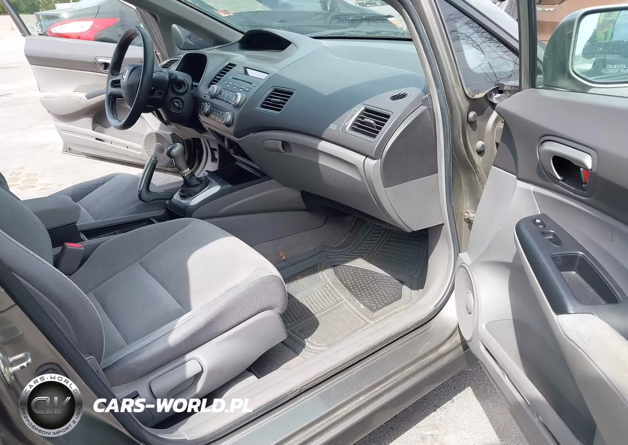2008 Honda Civic Lx VIN:2HGFA15548H514704 - 5