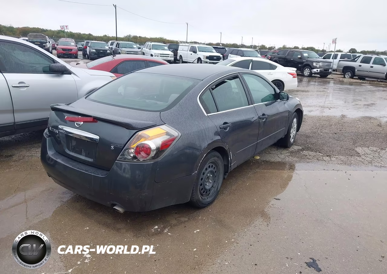 2012 Nissan Altima 2.5 S VIN:1N4AL2AP9CN563046 - 4