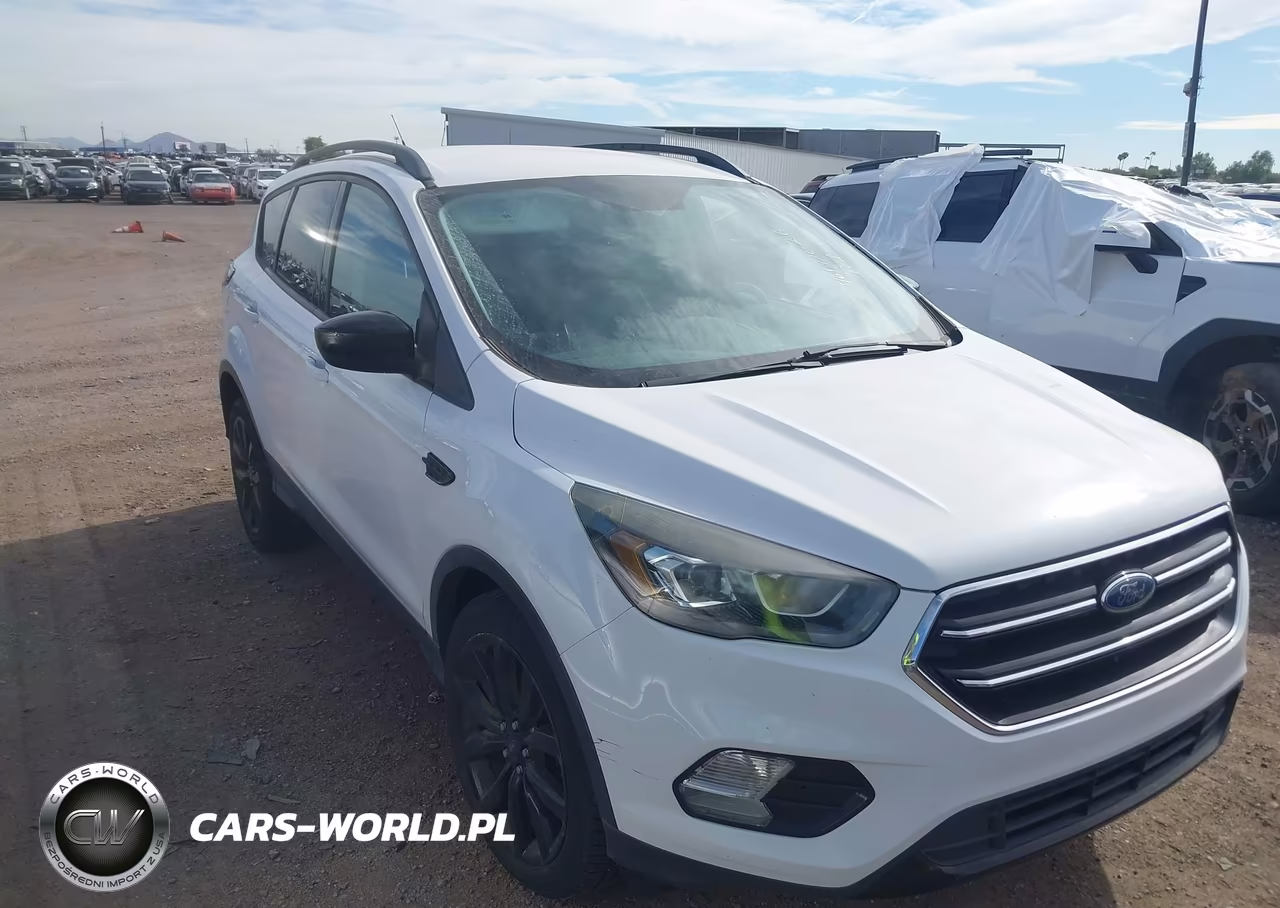 2017 Ford Escape Se VIN:1FMCU0GD7HUE92732 - 1