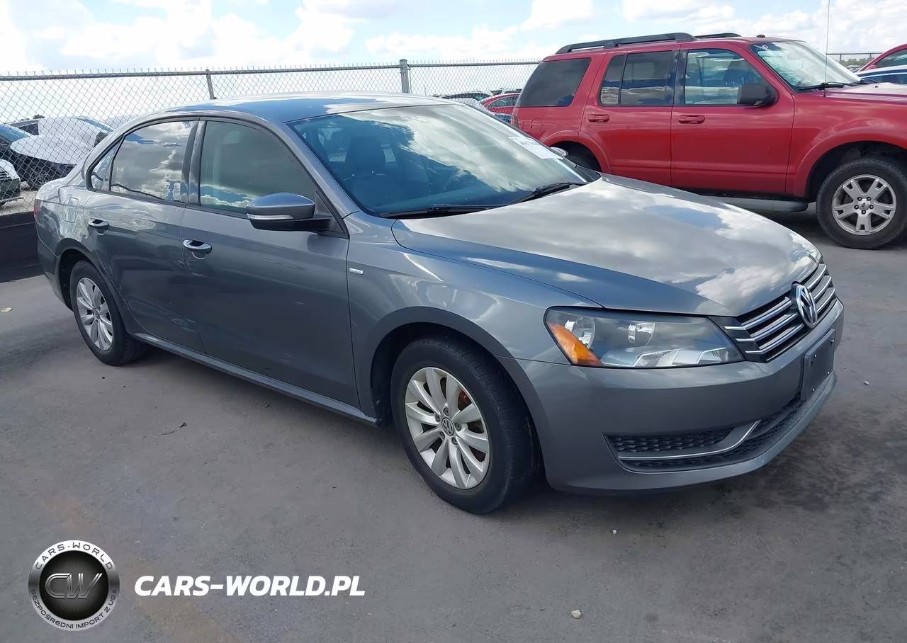 2014 Volkswagen Passat 1.8T Wolfsburg Edition VIN:1VWAT7A35EC113040 - 1