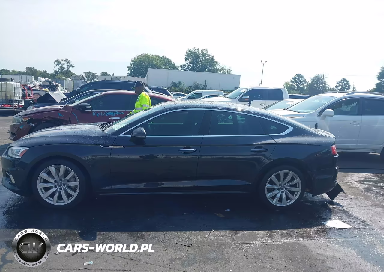 2018 Audi A5 2.0T Premium VIN:WAUCNCF55JA127757 - 14