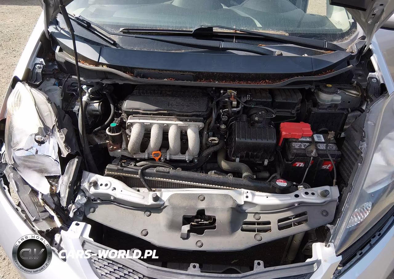 2013 Honda Fit VIN:JHMGE8H38DC009593 - 10