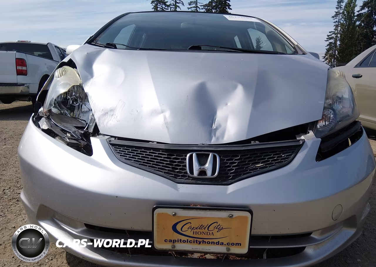 2013 Honda Fit VIN:JHMGE8H38DC009593 - 6