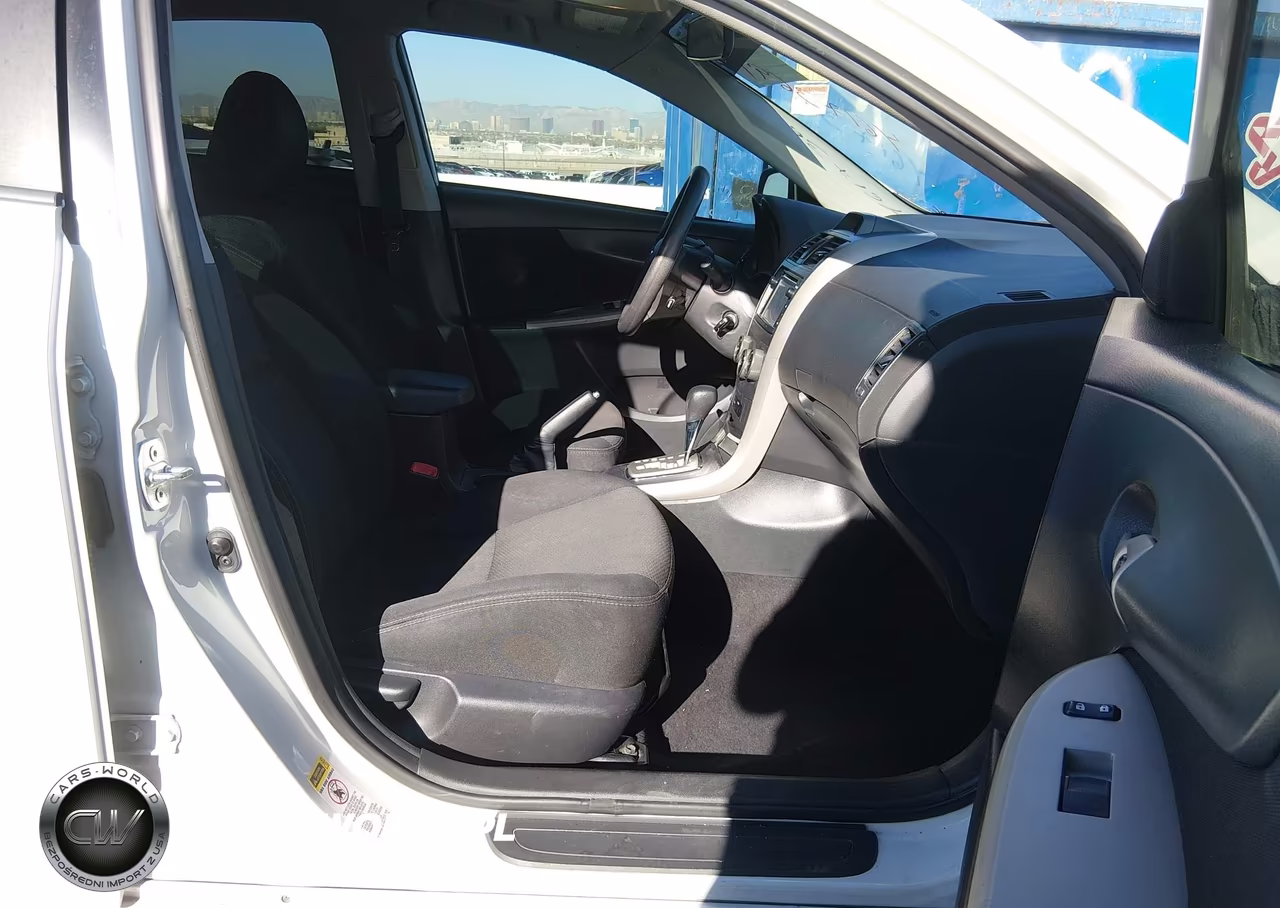 2013 Toyota Corolla S VIN:5YFBU4EEXDP201523 - 5