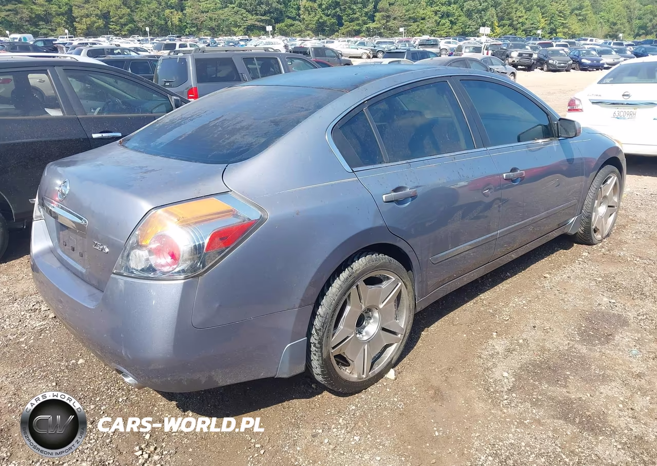 2010 Nissan Altima 2.5 S VIN:1N4AL2AP5AN553952 - 4