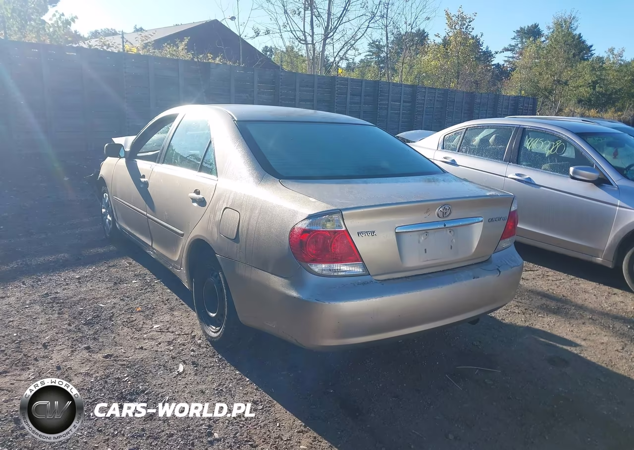 2006 Toyota Camry Le VIN:4T1BE32K26U110118 - 3
