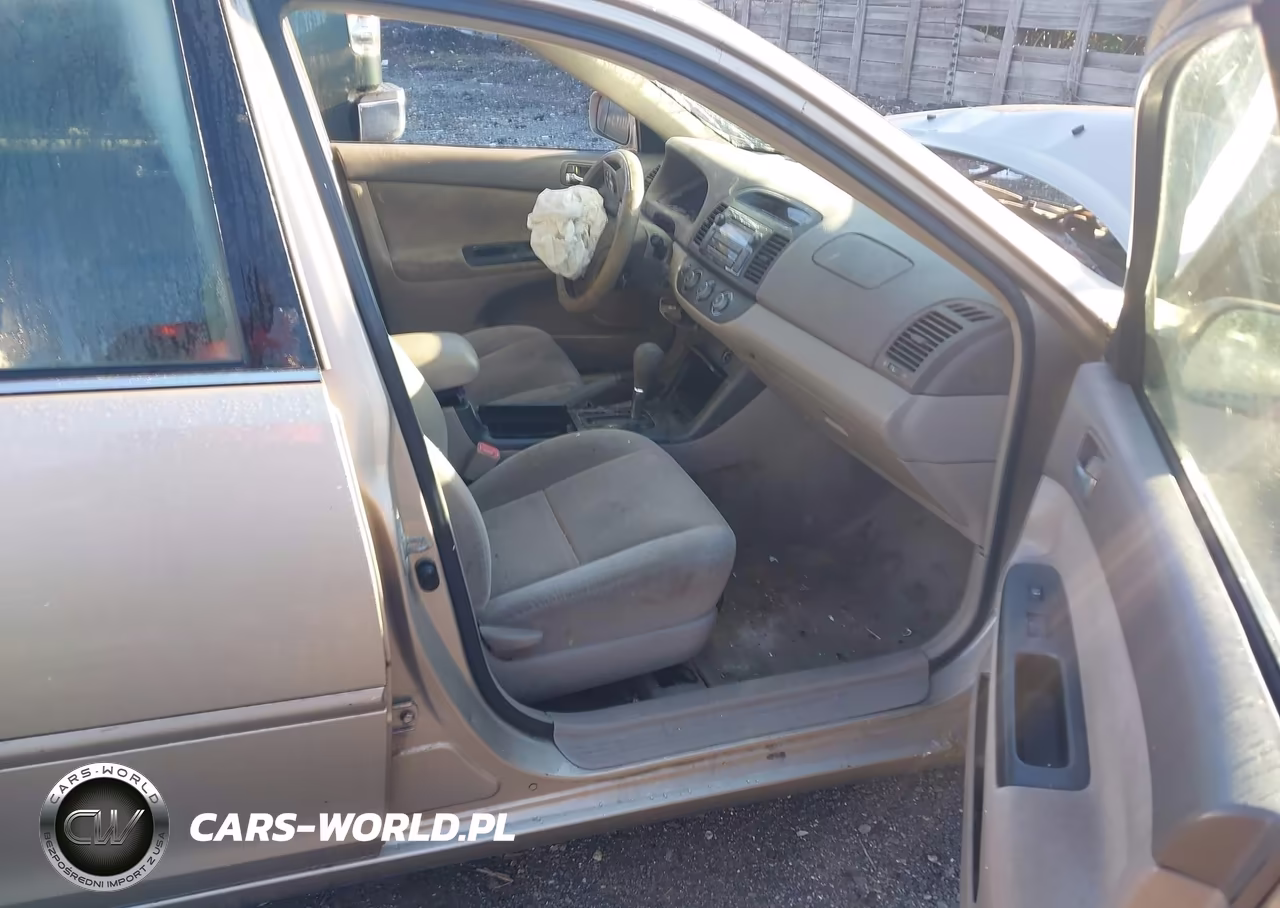 2006 Toyota Camry Le VIN:4T1BE32K26U110118 - 5