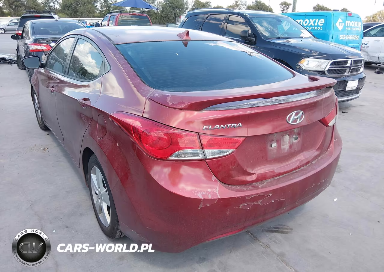 2013 Hyundai Elantra Gls VIN:5NPDH4AE4DH231407 - 3