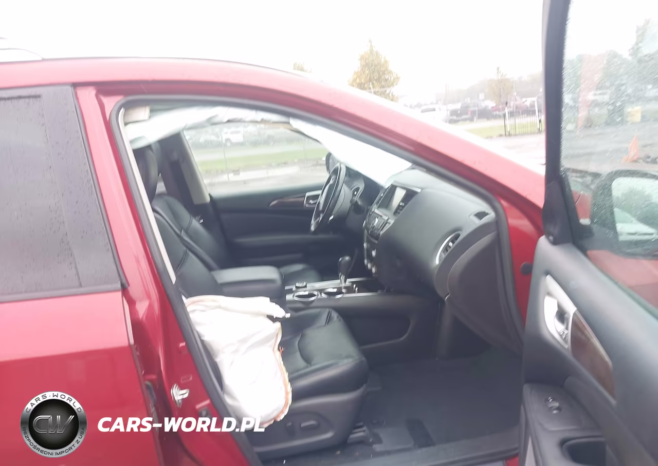2015 Nissan Pathfinder Platinum VIN:5N1AR2MM6FC653048 - 5