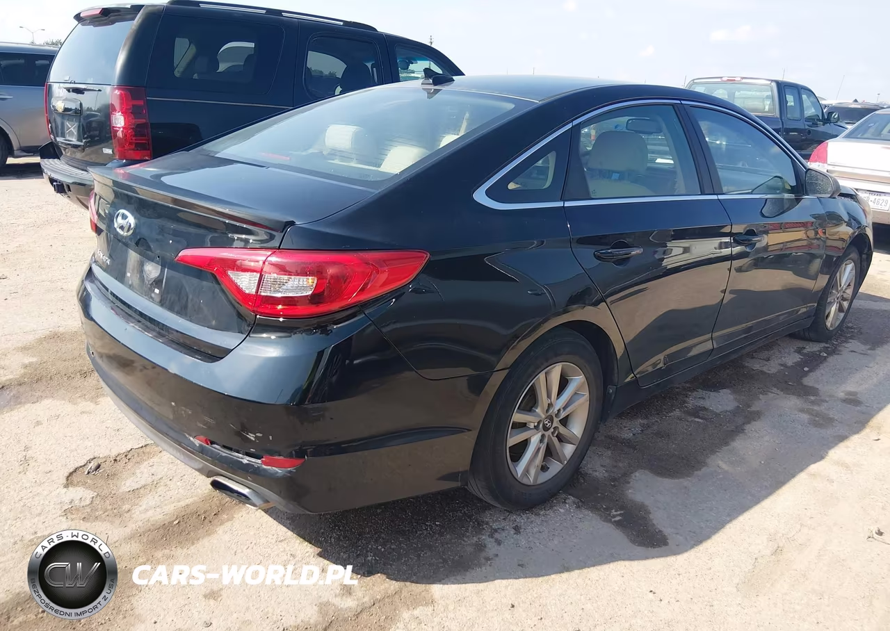 2016 Hyundai Sonata Se VIN:5NPE24AF4GH313656 - 4