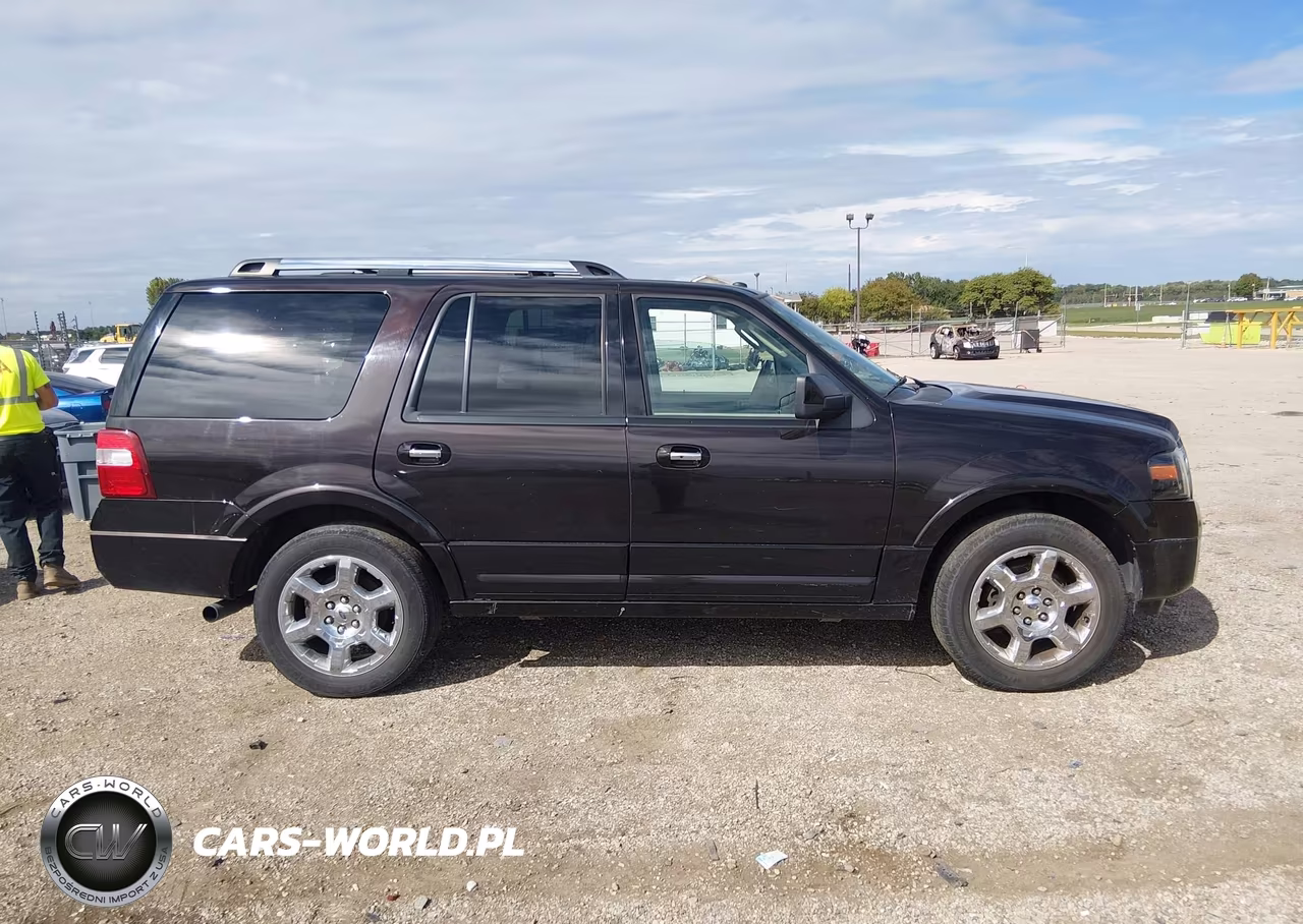 2013 Ford Expedition Limited VIN:1FMJU2A54DEF28725 - 13